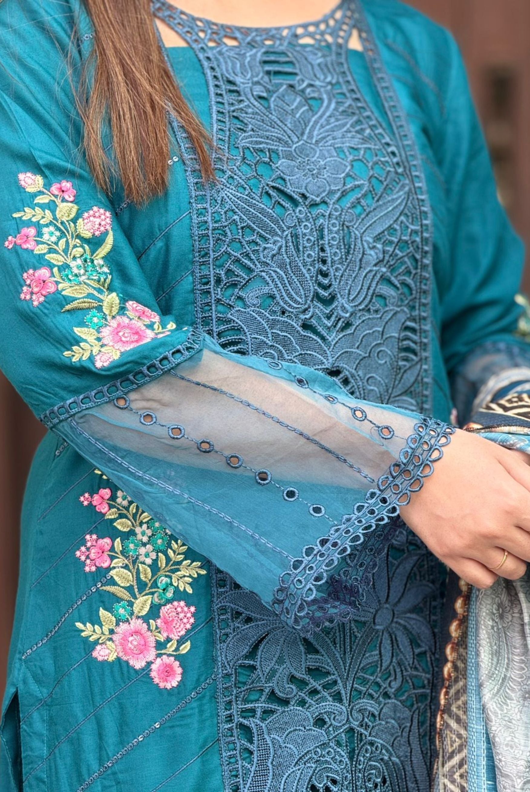 Gulbahar 3pc stitched embroidered