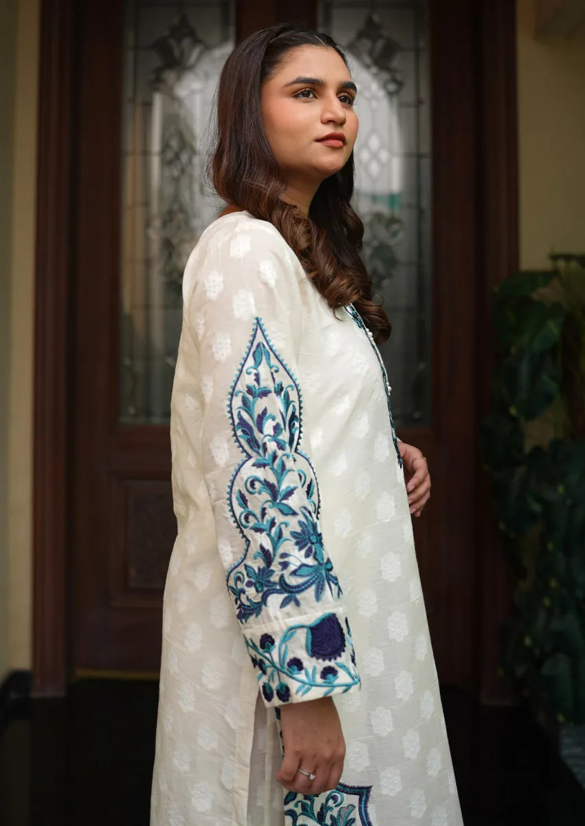 Pure Dynasty 2pc Stitched embroidered