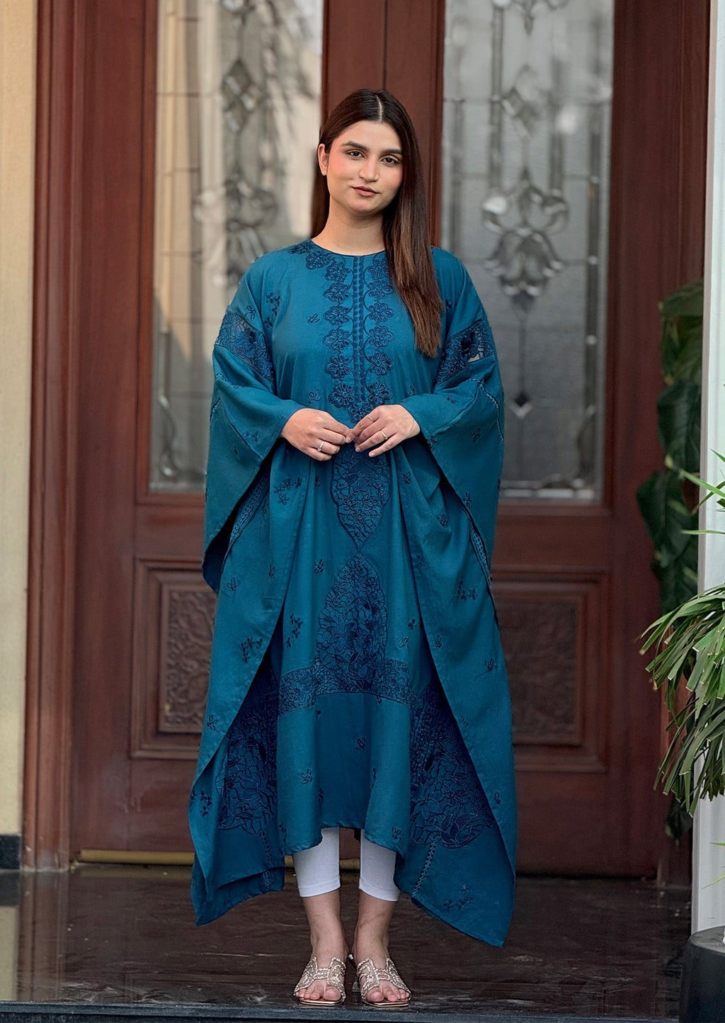 Sea Flora Stitched 1pc embroidered kaftan