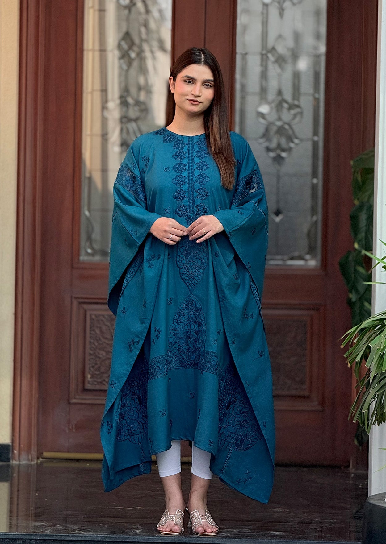 Sea Flora Stitched 1pc embroidered kaftan