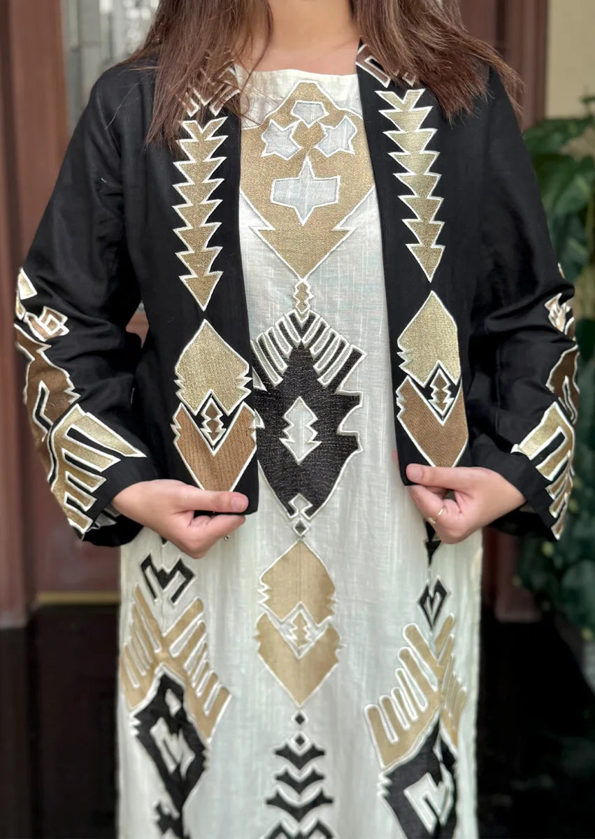 Noir Bloom 2pc Stitched embroidered