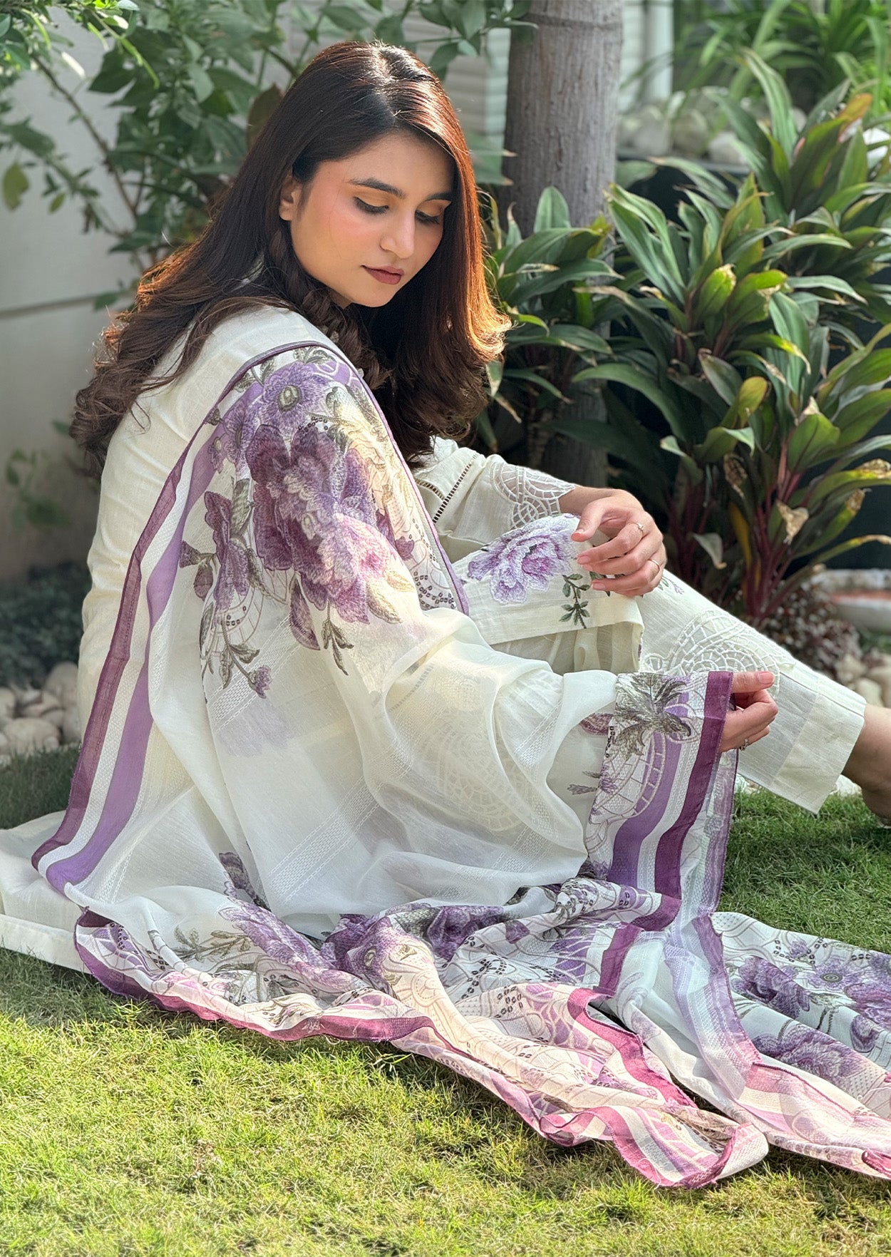 Empress Floral 3pc stitched embroidered