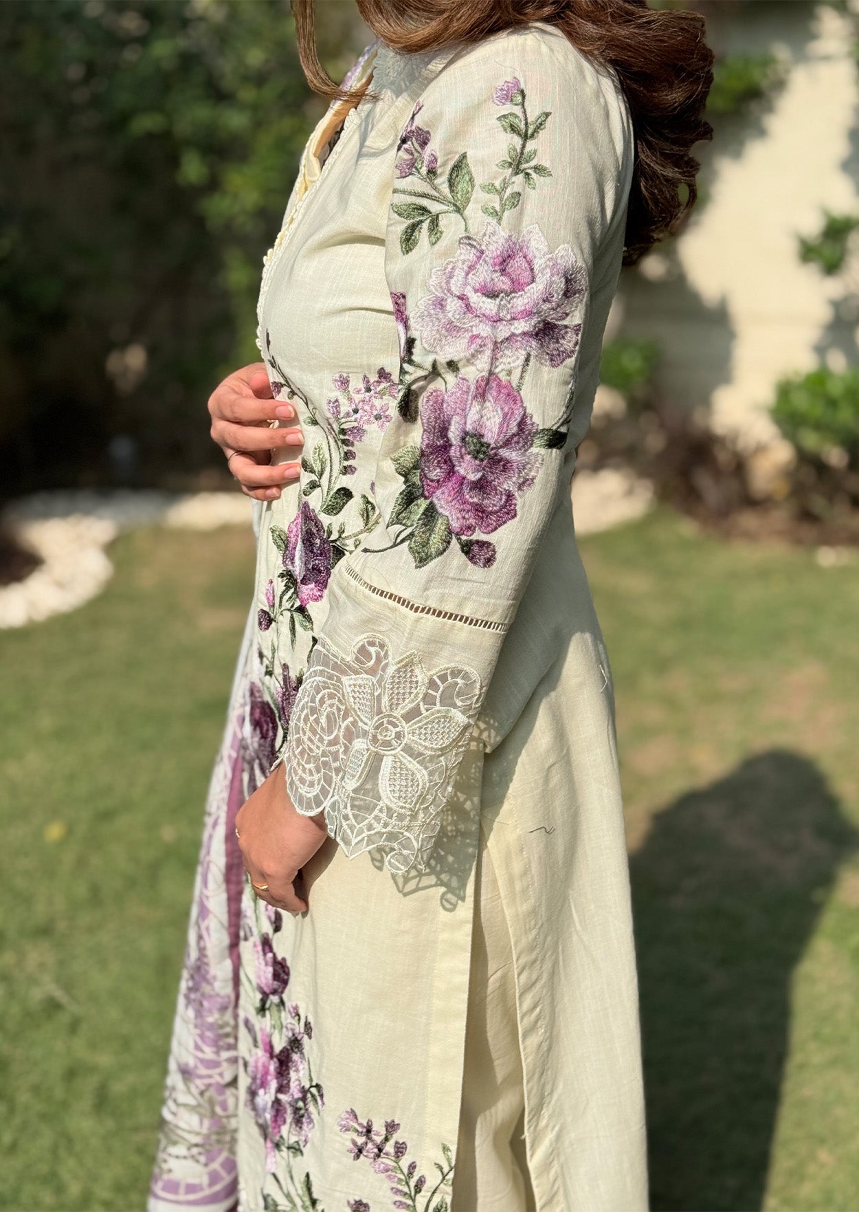 Empress Floral 3pc stitched embroidered