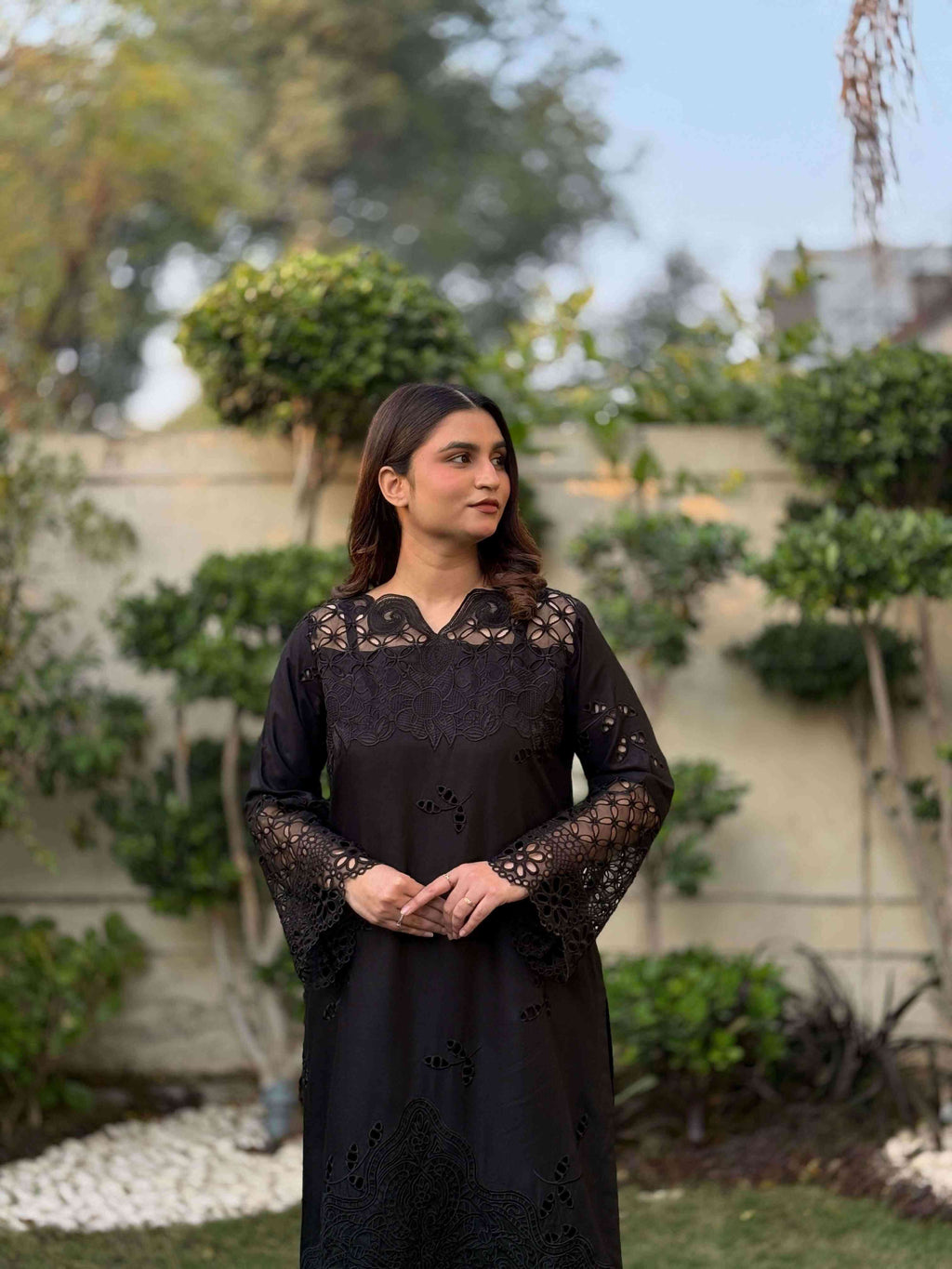 Sayne 2pc Stitched embroidered