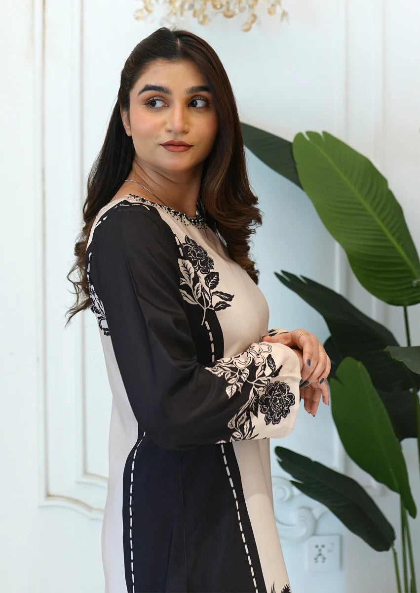 Ivory oasis 1pc Stitched