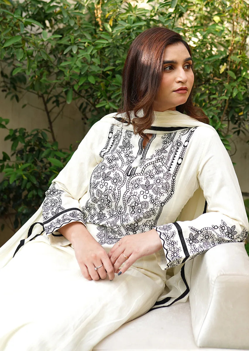 Monochrome Muse 3pc Stitched embroidered