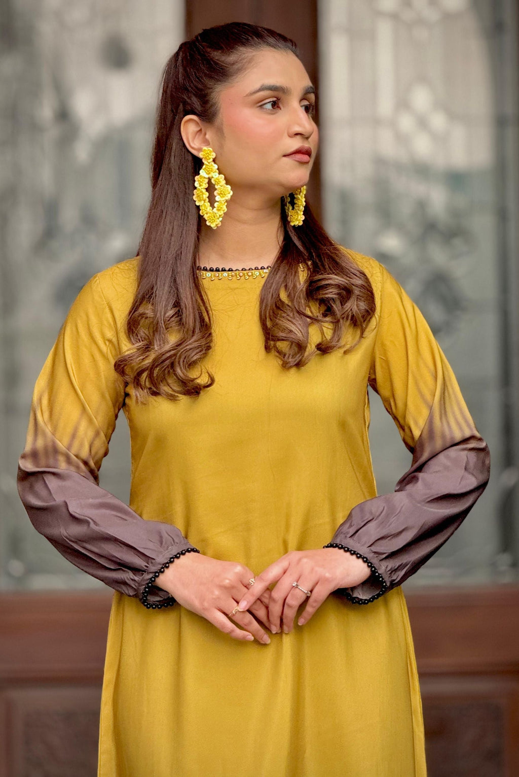 Amber 1 Pcs Stitched